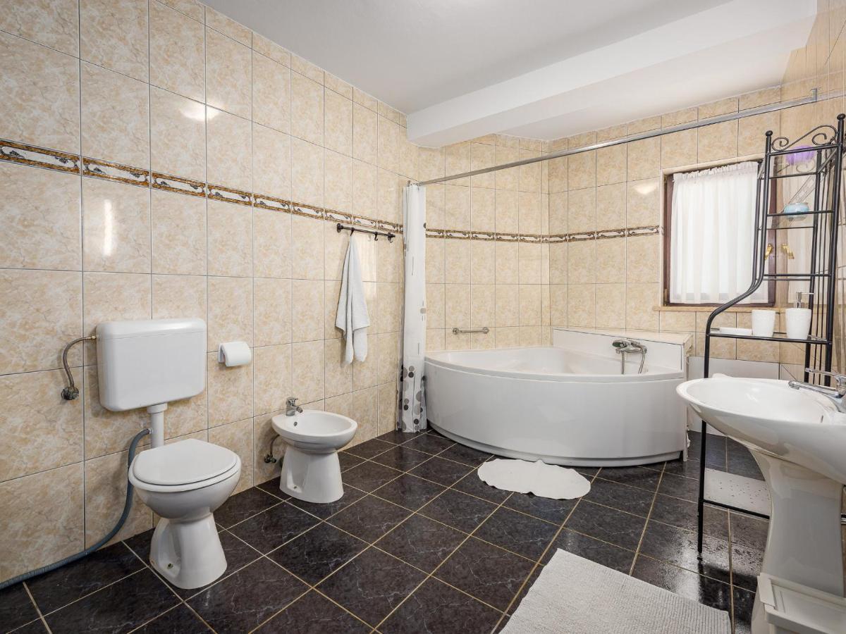 Villa Martimar With Pool And Hot Tub In Istria Rosini Экстерьер фото